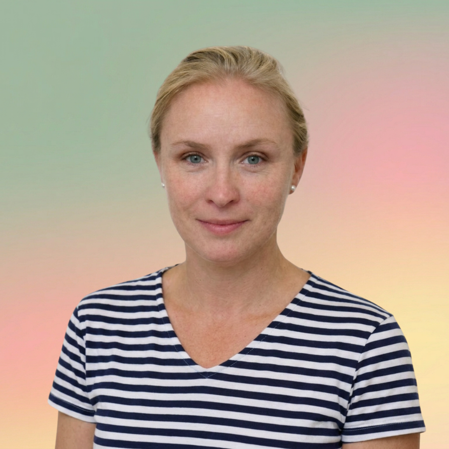 Dr Siobhan Lamb